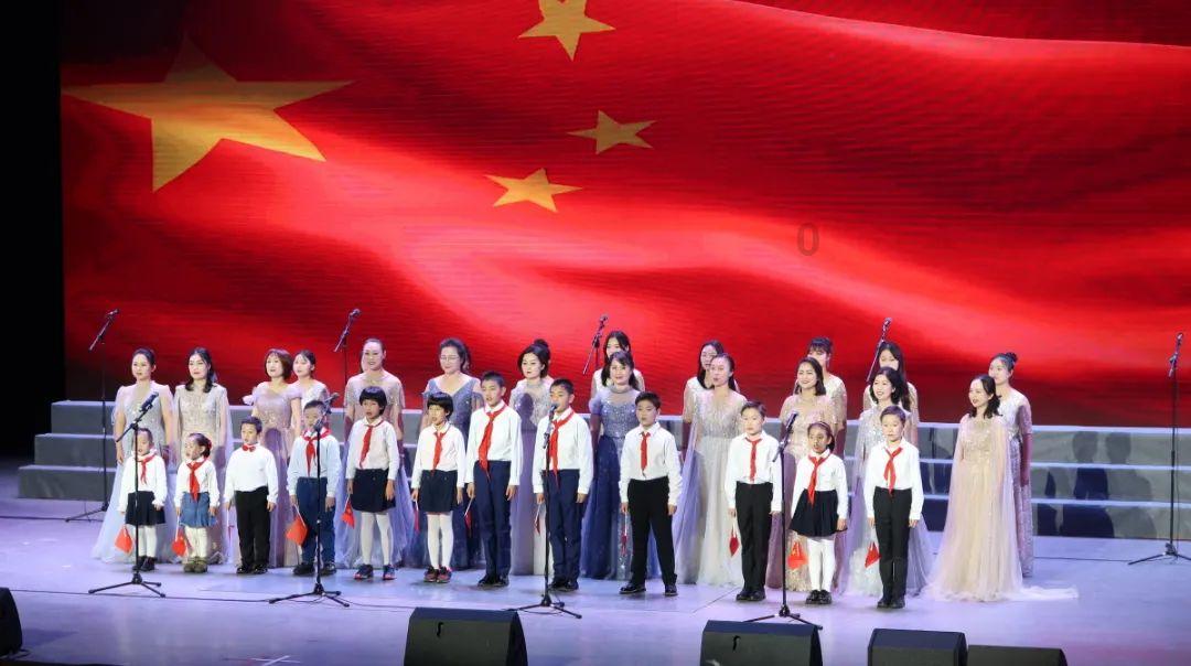老是腹胀便秘怎么回事